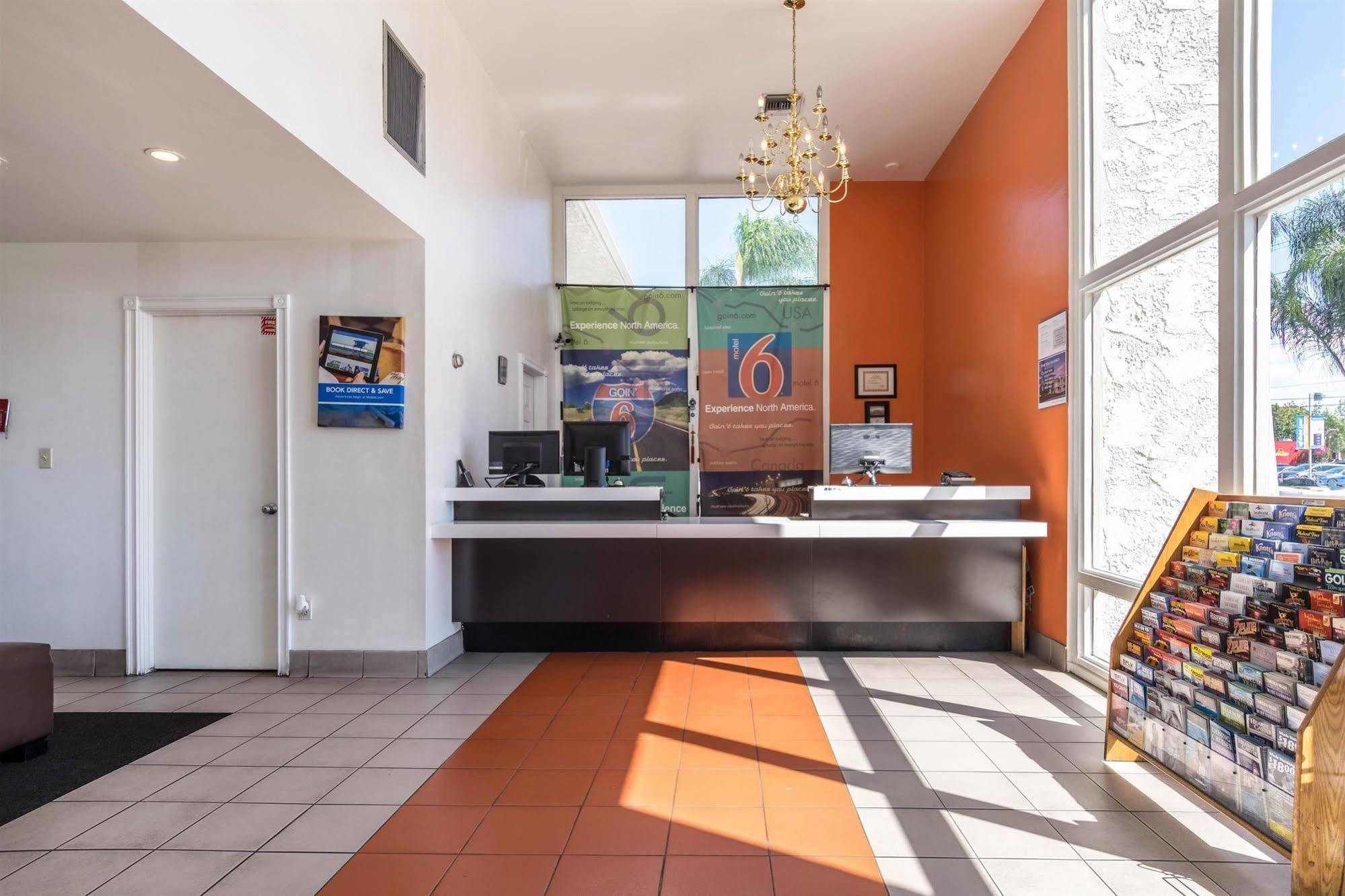 Motel 6-Redlands, CA Eksteriør billede