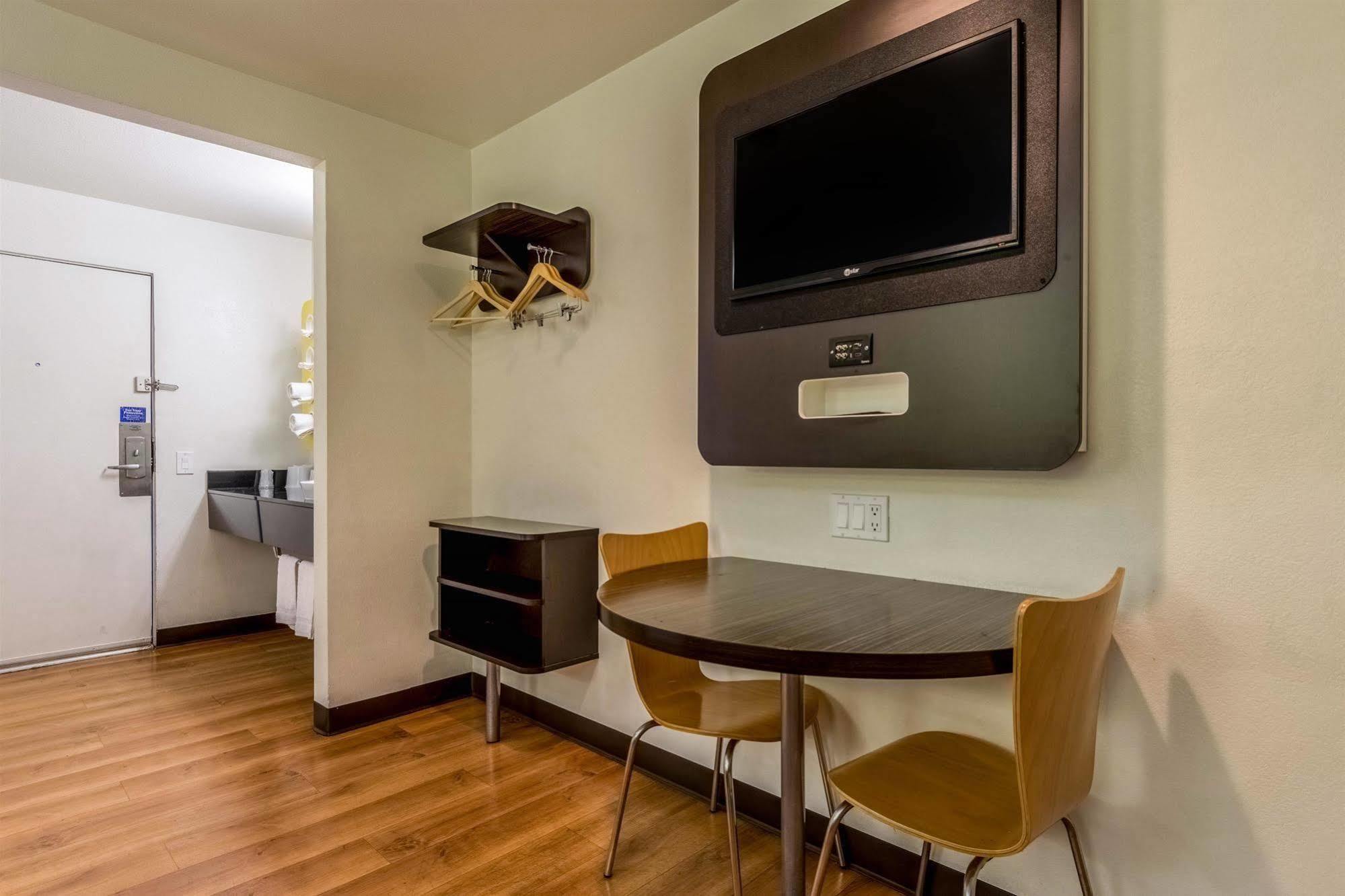 Motel 6-Redlands, CA Eksteriør billede